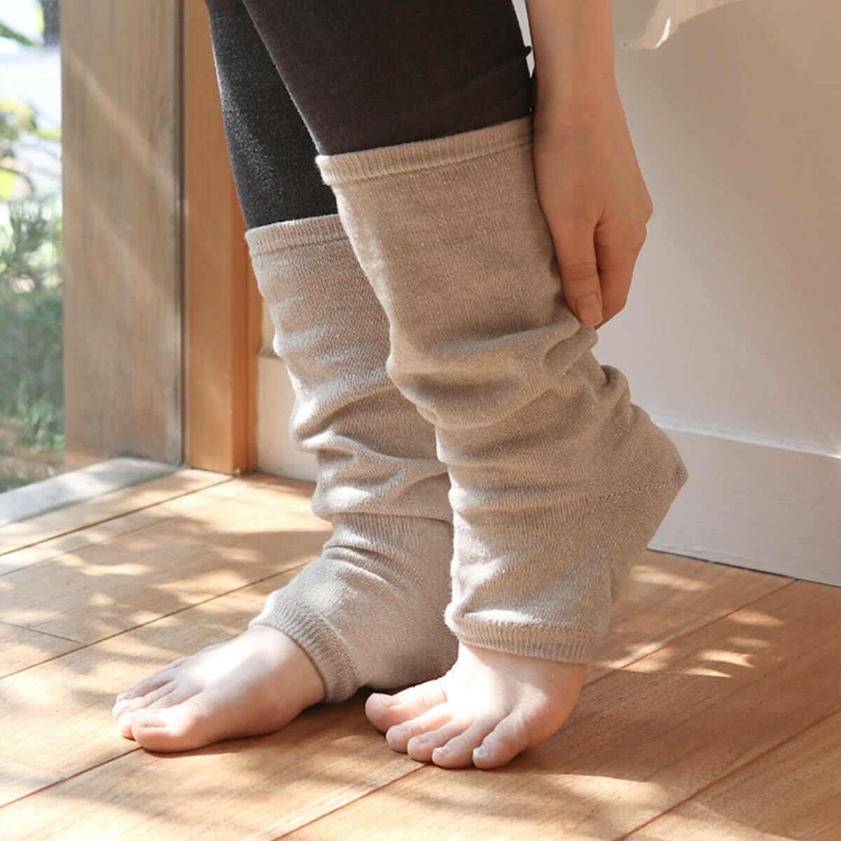 シルクと綿麻のかかと付きレッグウォーマー | DAIGO official shop