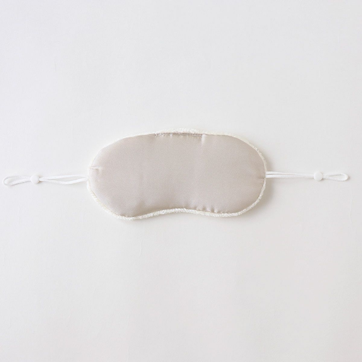 絹屋 おやすみケア 肌に優しいシルク100%の安眠アイマスク | DAIGO