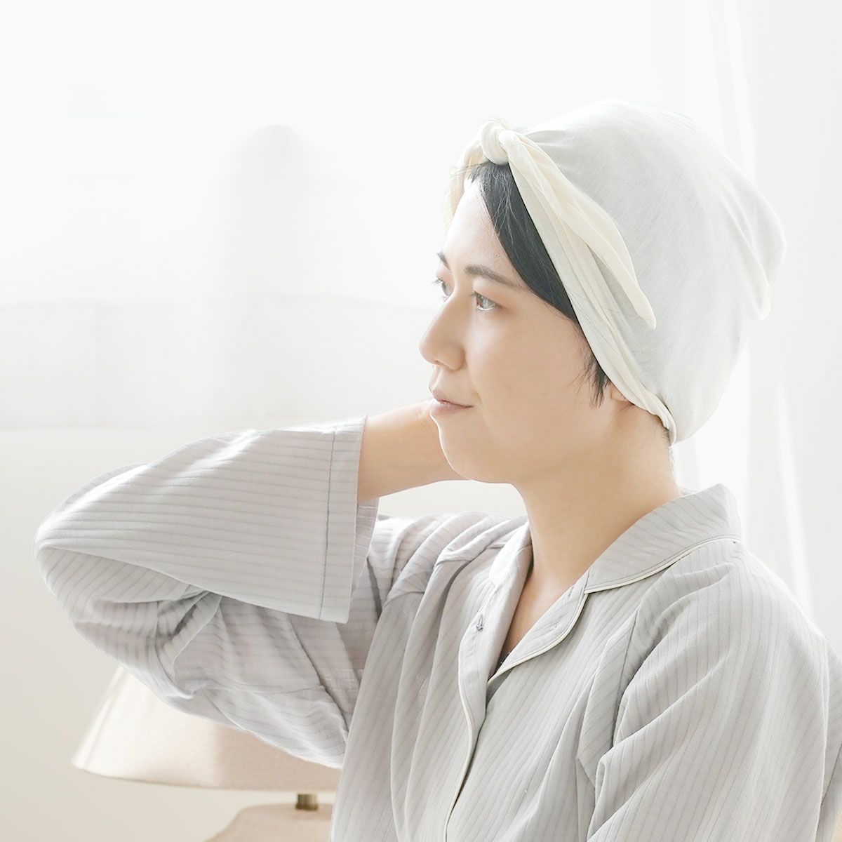 絹屋 おやすみケア 朝のお手入れが楽になる シルク100%のおやすみ