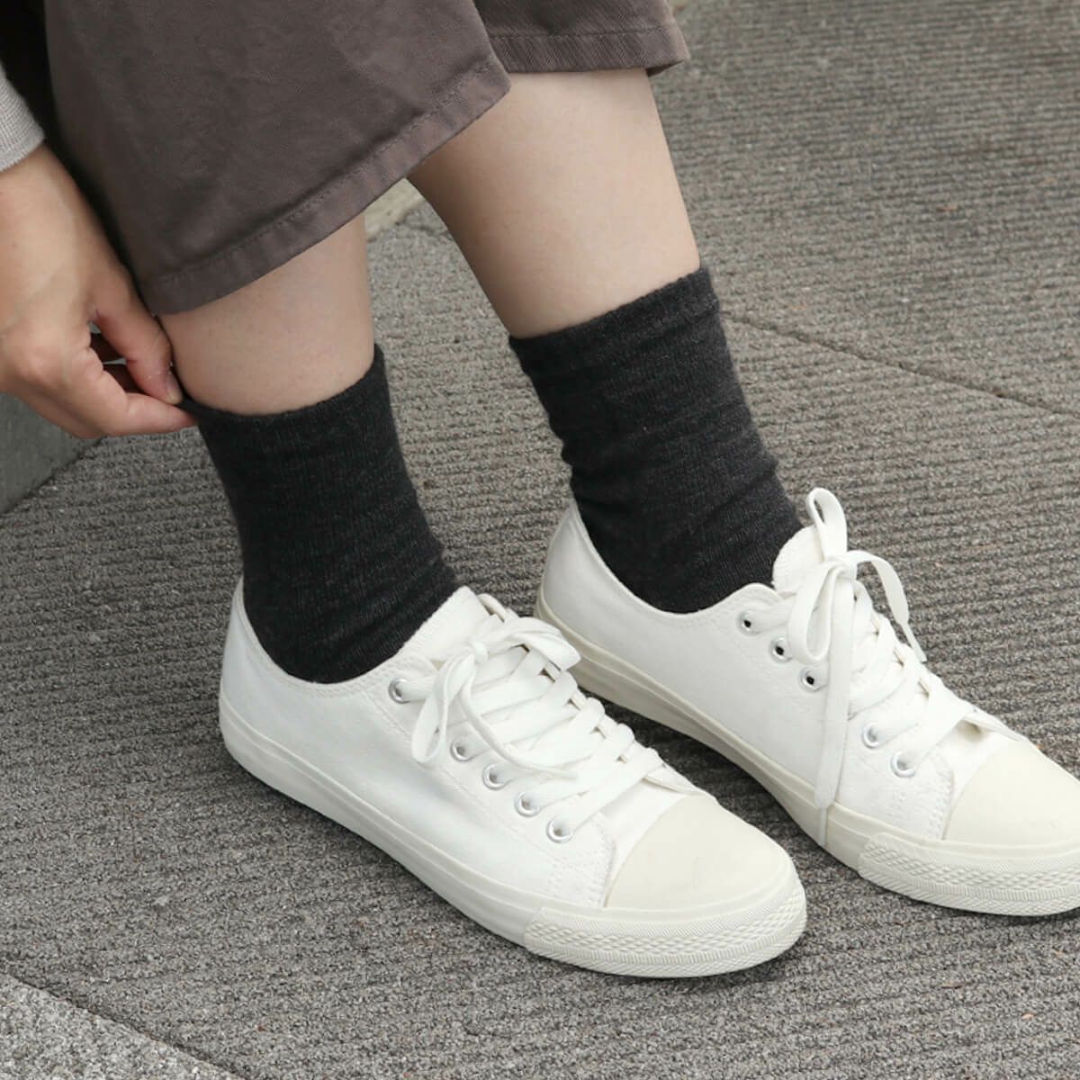 絹屋 内側シルク混 チクチクしにくいウール靴下 | DAIGO official shop