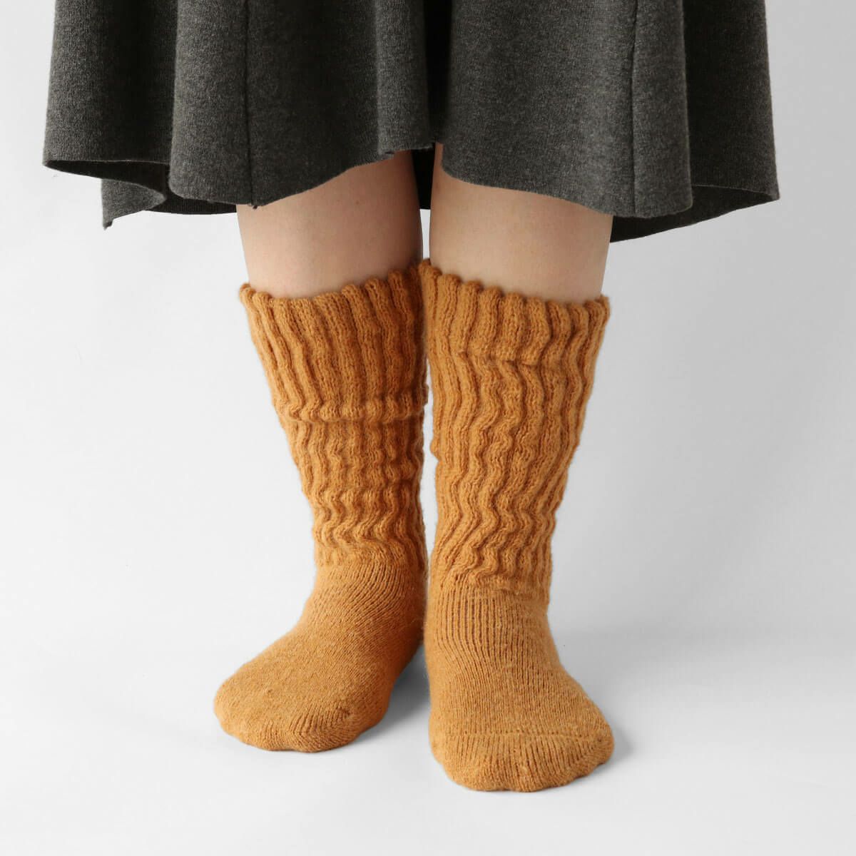 絹屋 内側シルクレッグウォーマー付き ふっくらパイル靴下 | DAIGO